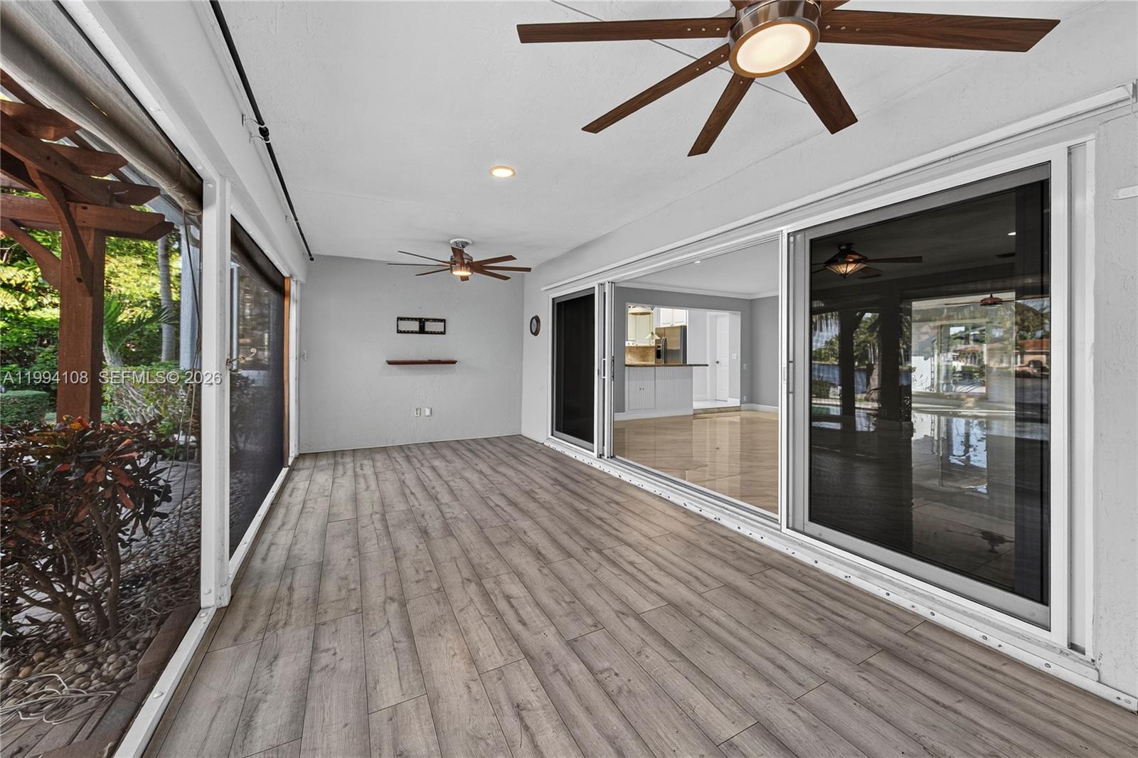 CORAL SHORES AMEND PLAT - Residential