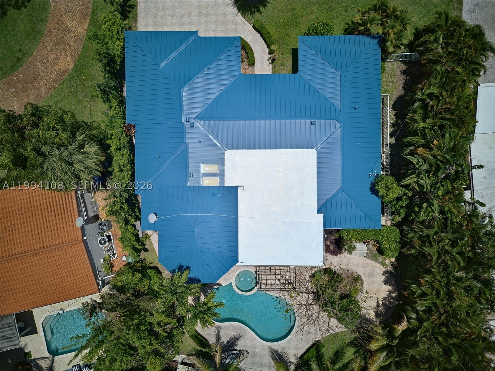 2801 Coral Shores Dr