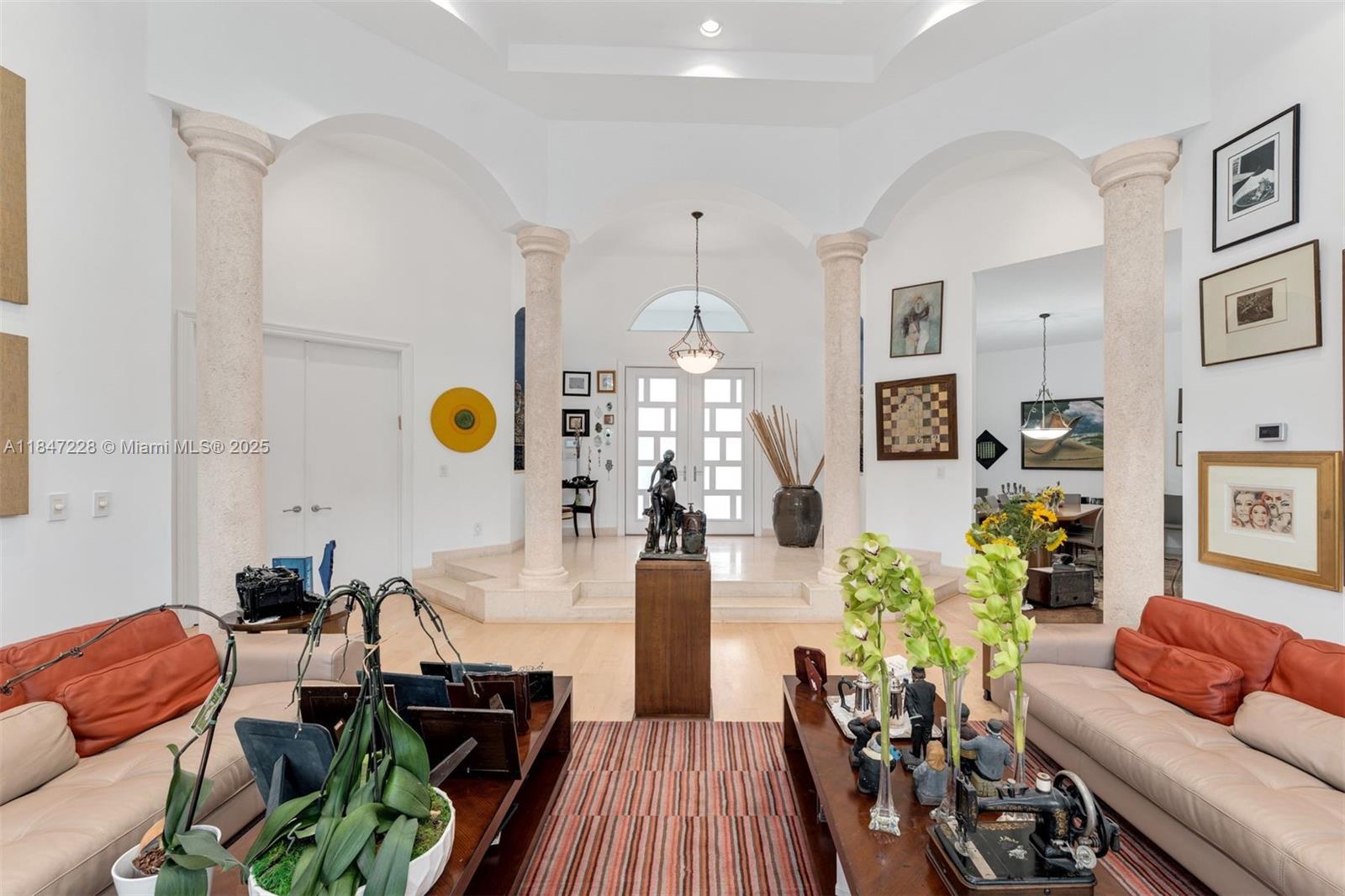 HOLLYWOOD HILLS NORTH SEC - Residential