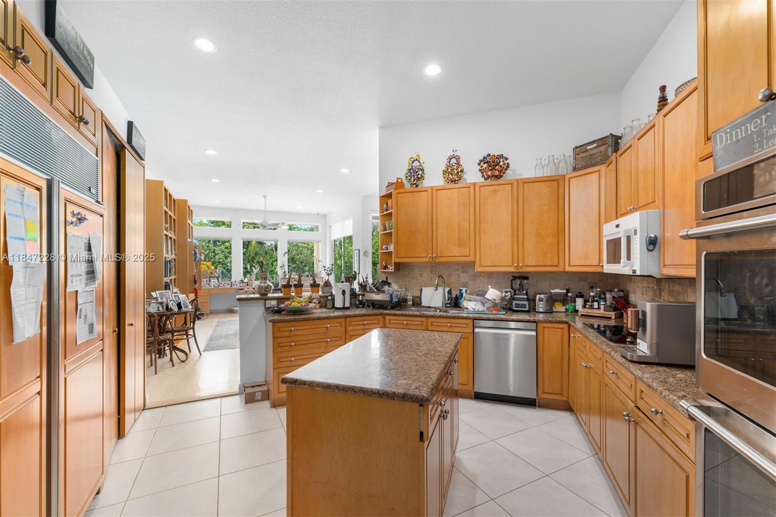 HOLLYWOOD HILLS NORTH SEC - Residential