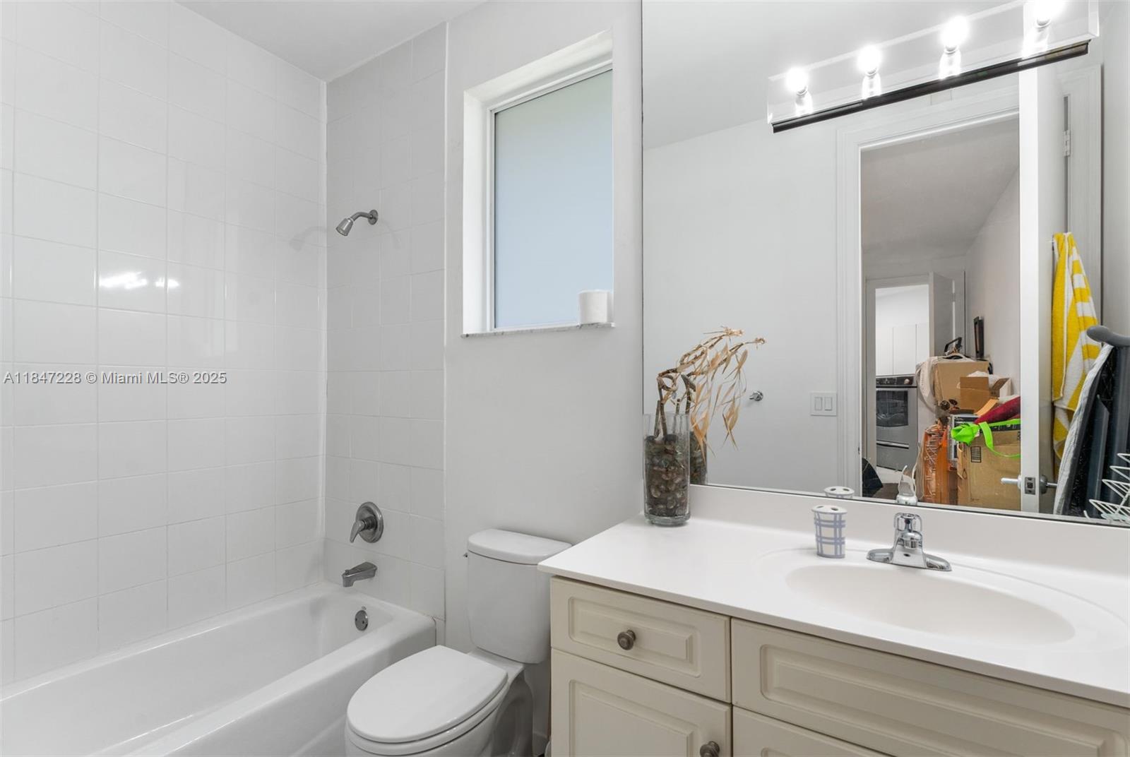 HOLLYWOOD HILLS NORTH SEC - Residential