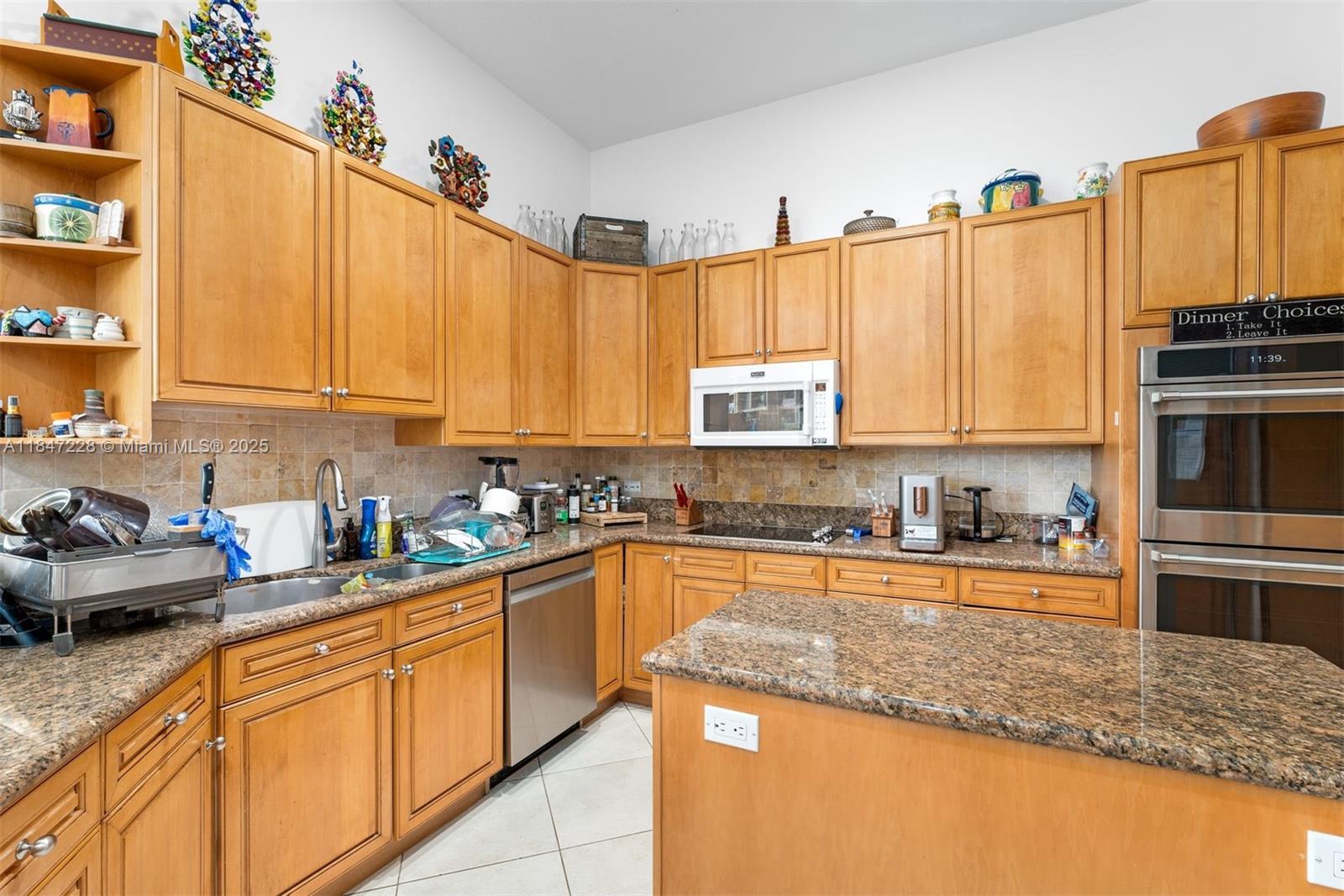 HOLLYWOOD HILLS NORTH SEC - Residential