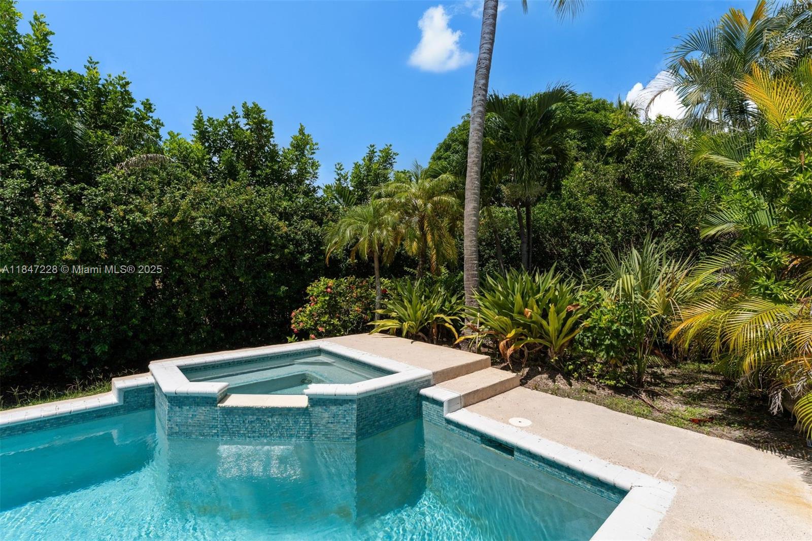 HOLLYWOOD HILLS NORTH SEC - Residential