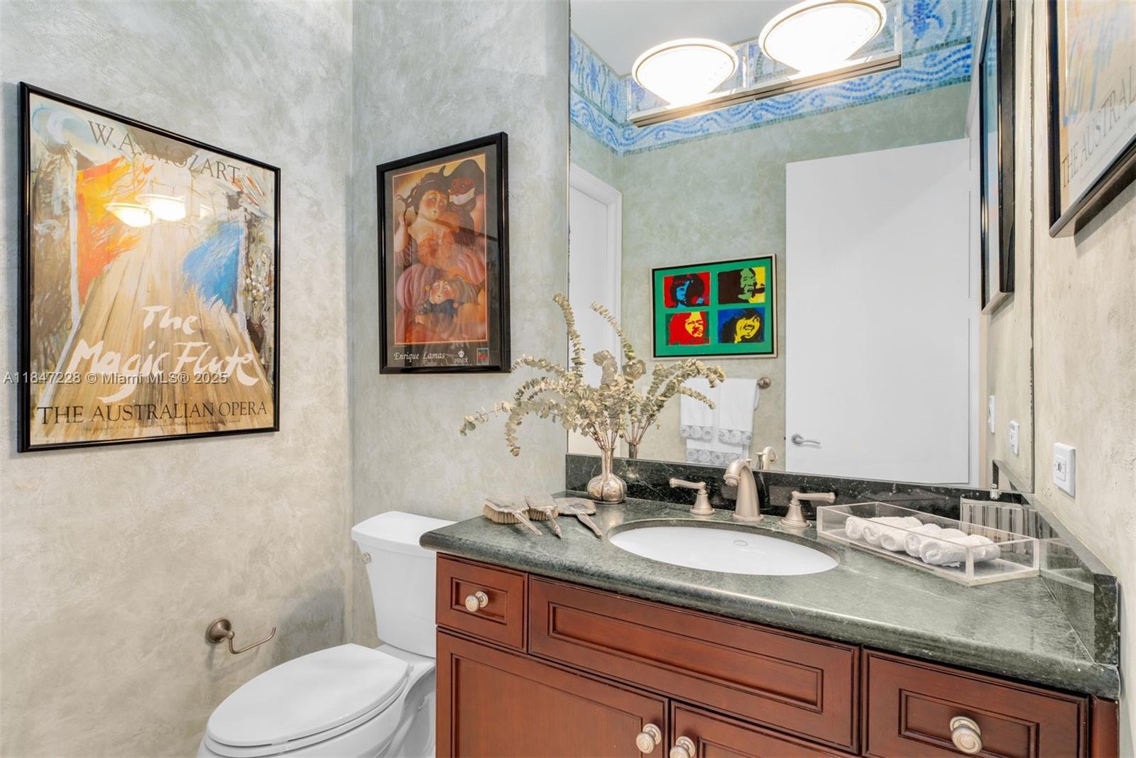 HOLLYWOOD HILLS NORTH SEC - Residential