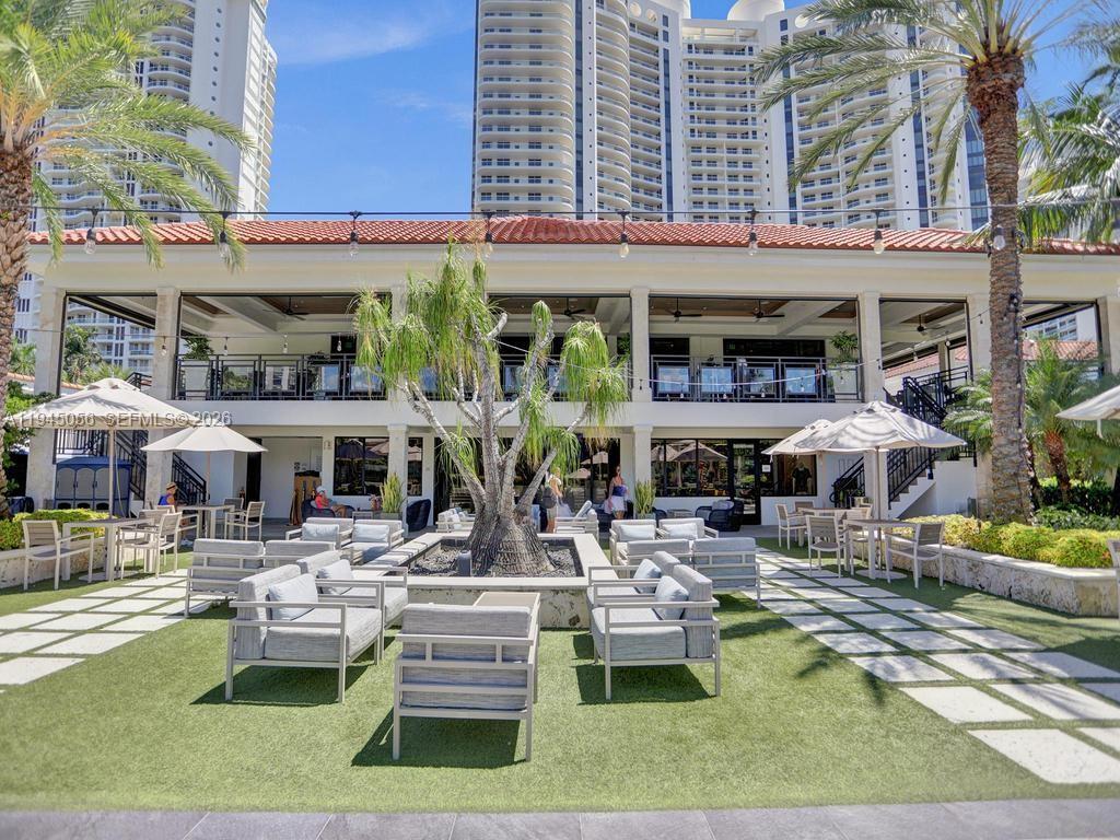 1000 ISL BLVD WILLIAMS IS - Residential