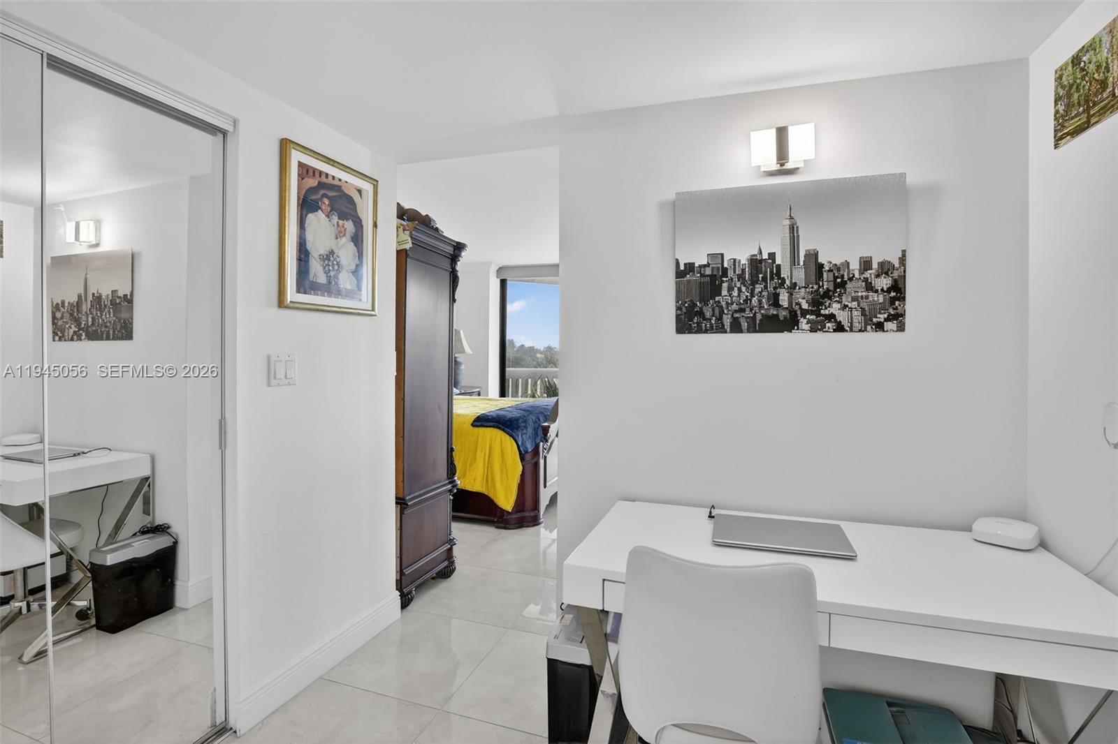 1000 ISL BLVD WILLIAMS IS - Residential