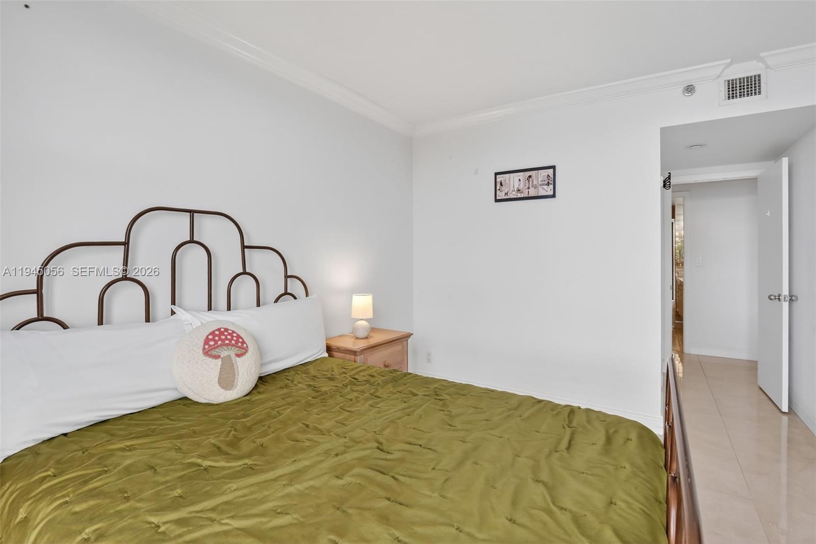 1000 ISL BLVD WILLIAMS IS - Residential