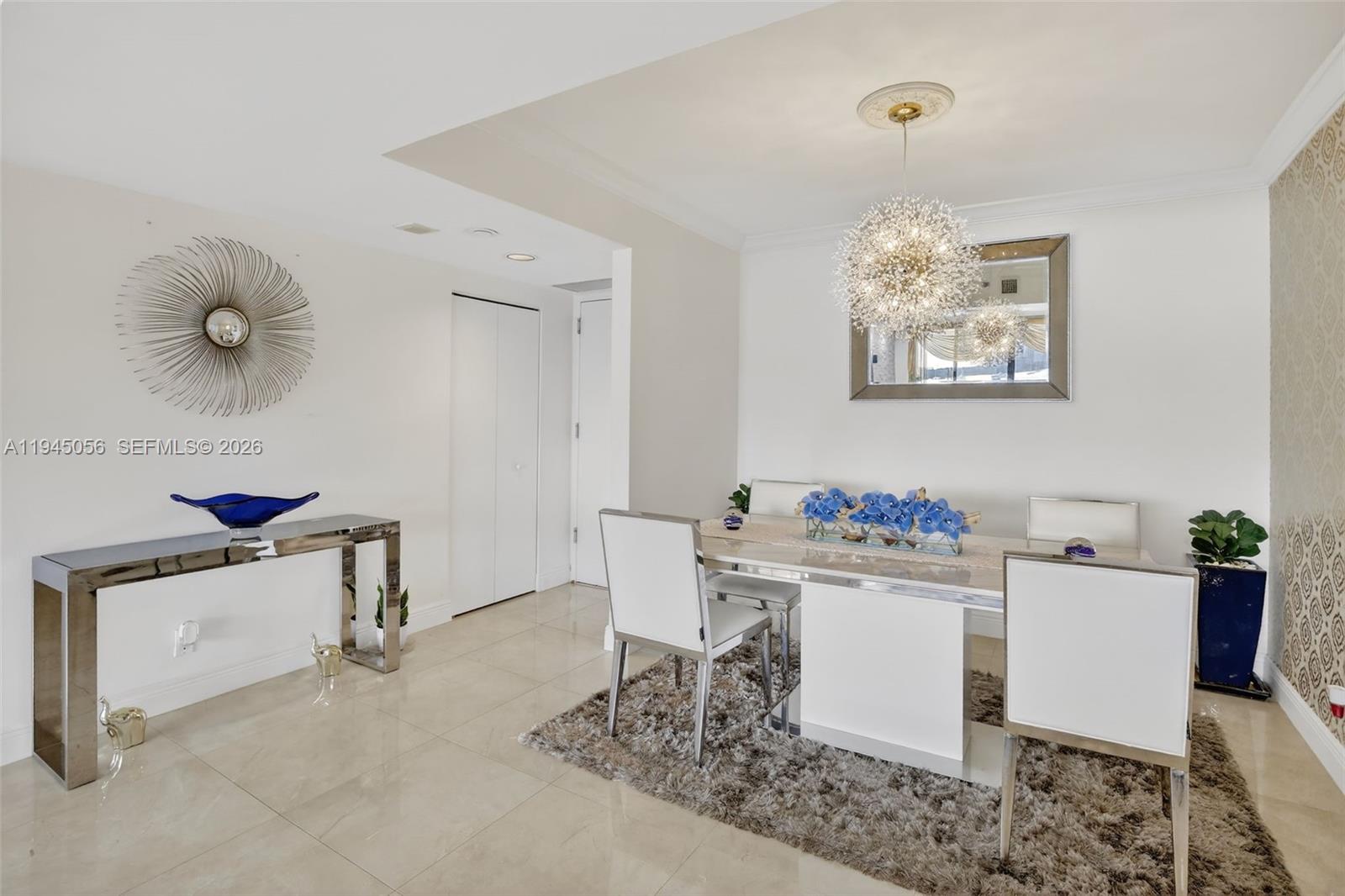 1000 ISL BLVD WILLIAMS IS - Residential