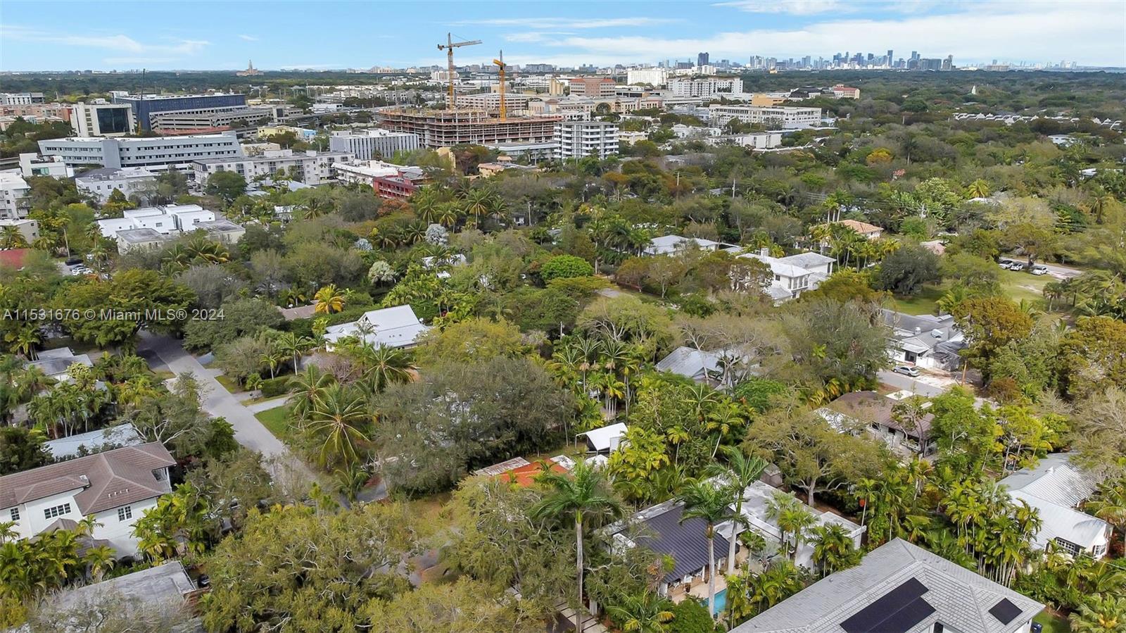 PINECREST VILLAS - Residential