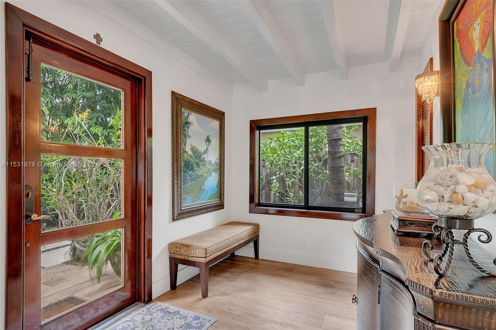 PINECREST VILLAS - Residential