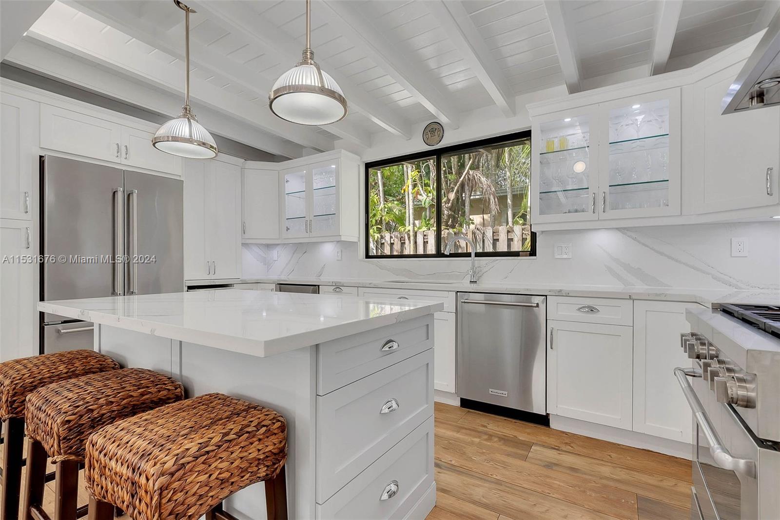 PINECREST VILLAS - Residential