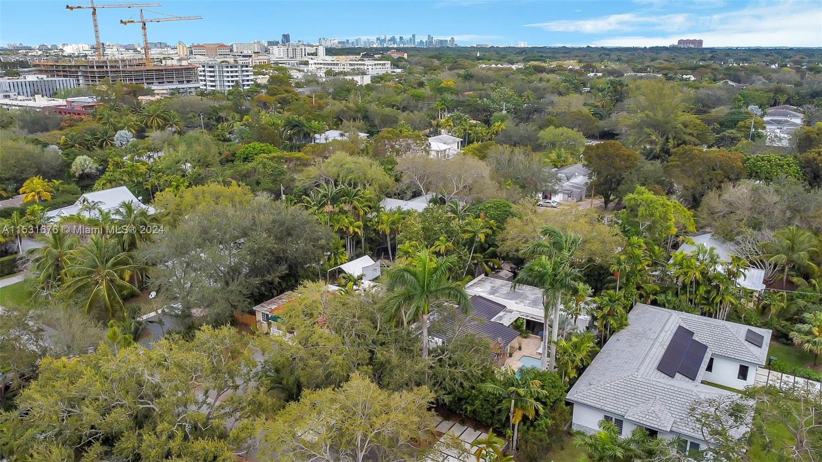 PINECREST VILLAS - Residential