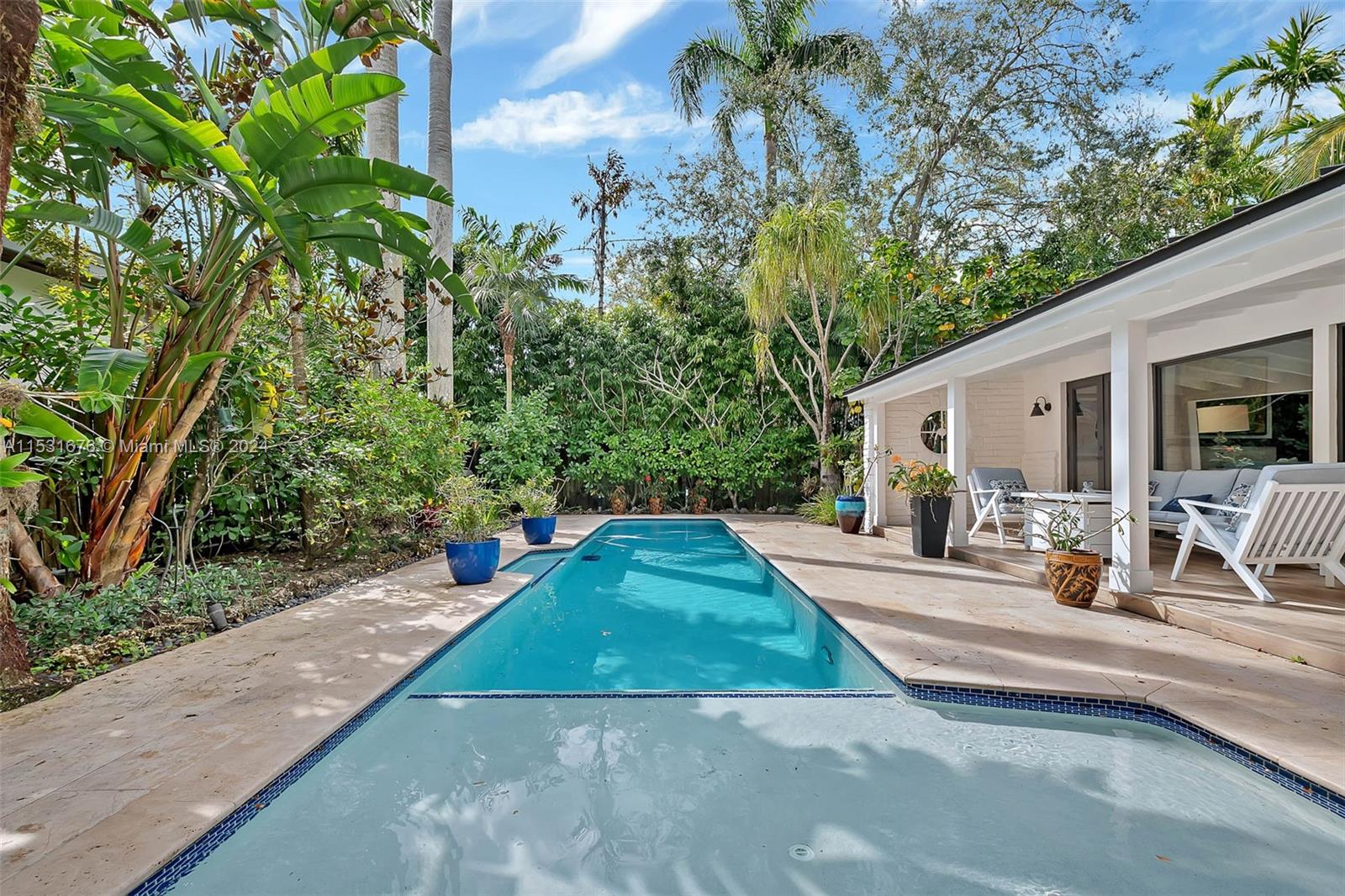 PINECREST VILLAS - Residential