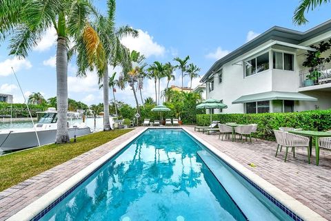 4780 Pine Tree Dr 9 Miami Beach FL 33140