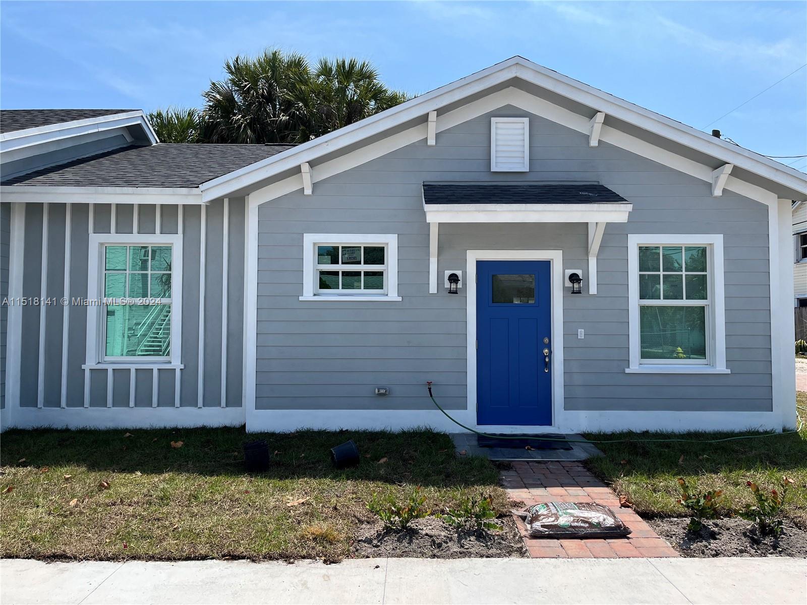 LAKE WORTH TOWN OF - Residential Lease