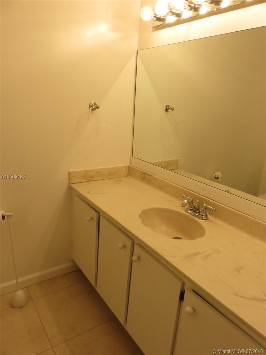 WESTVIEW 3 CONDO - Residential Lease