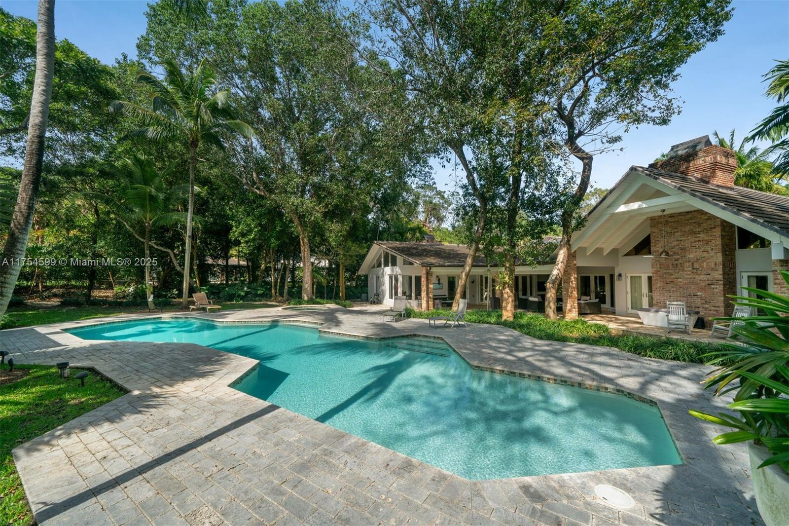 GABLES ESTS NO 4 - Residential