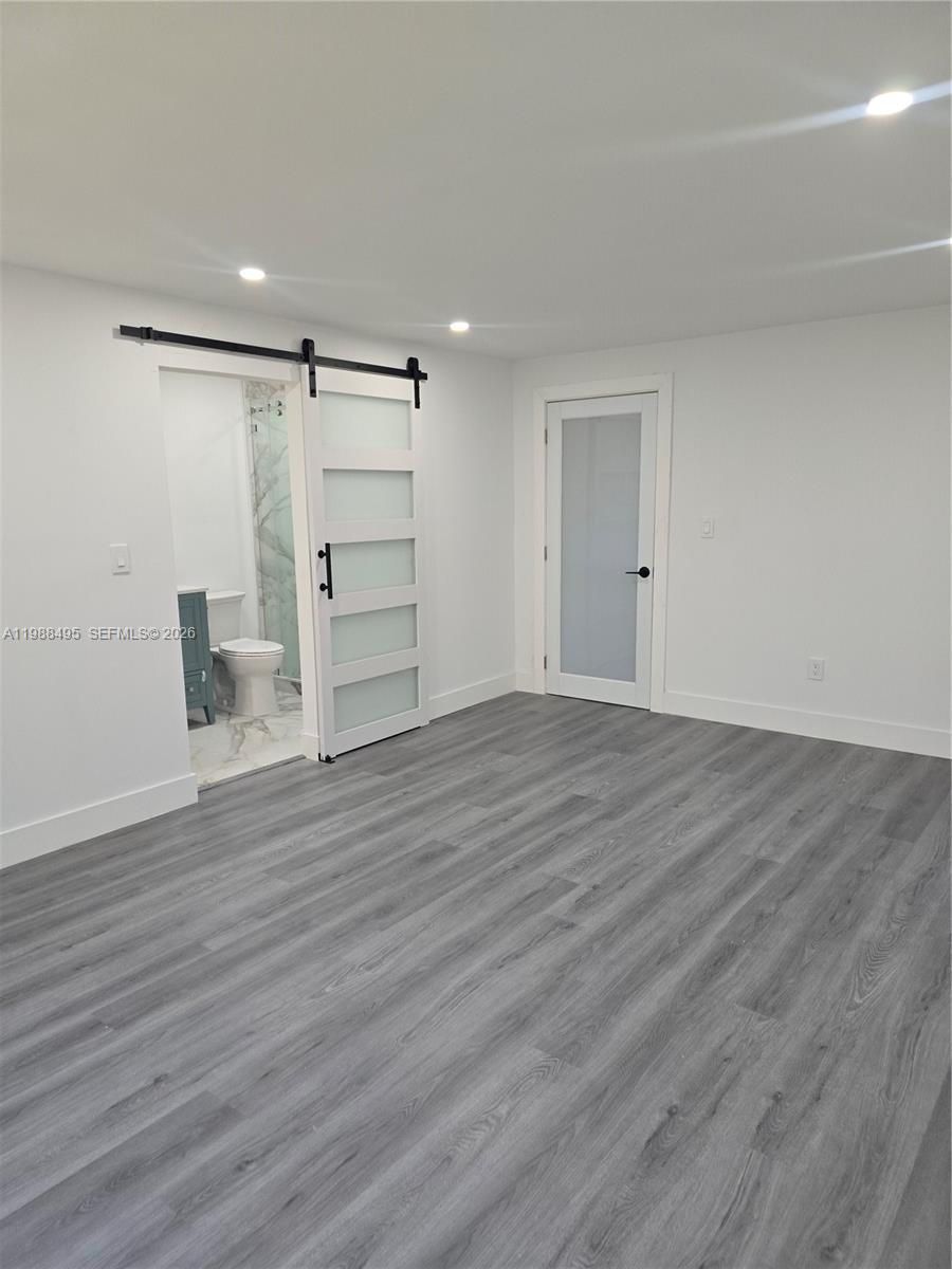 LINWOOD GARDENS NO 2 - Residential Lease