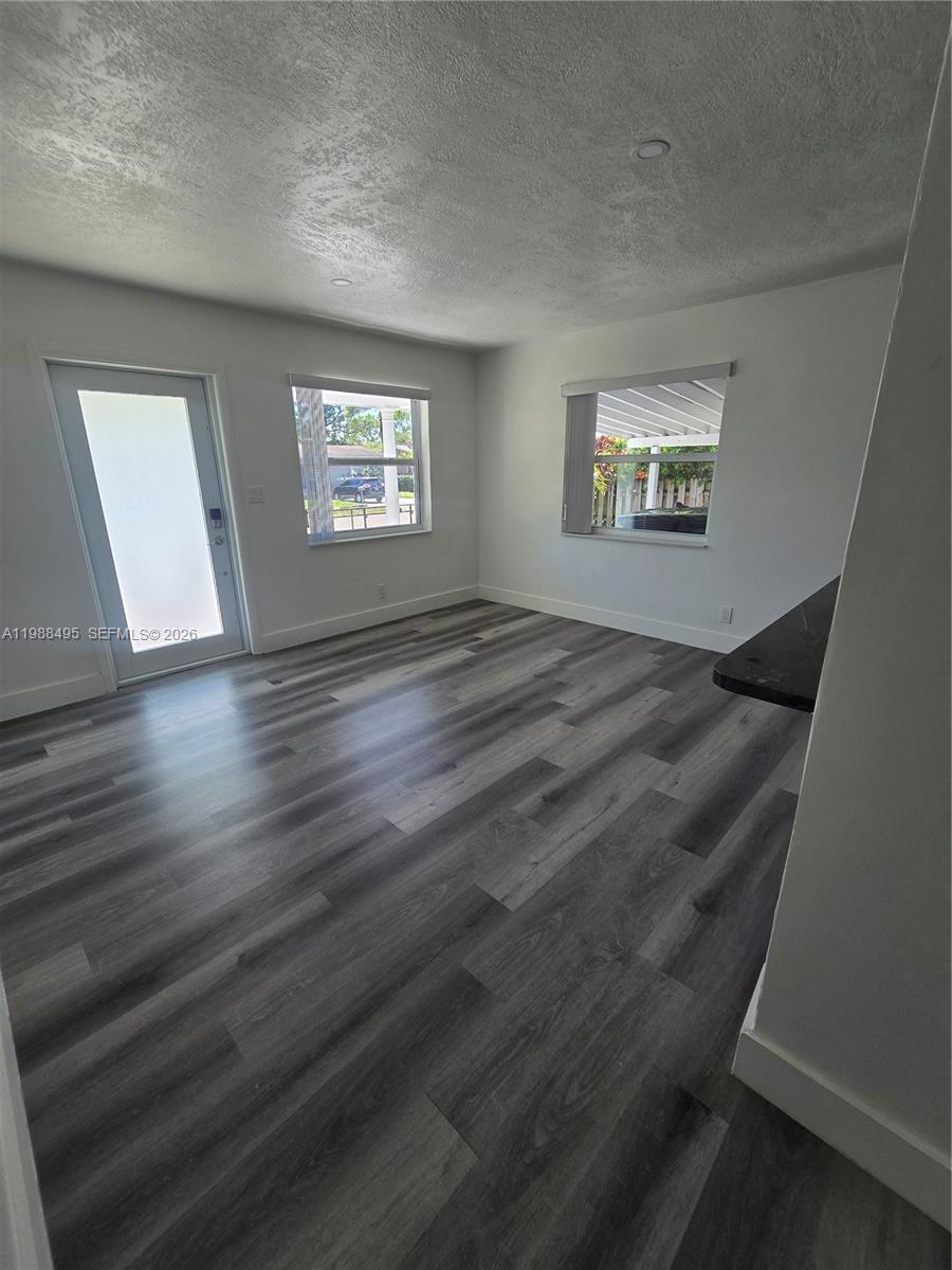 LINWOOD GARDENS NO 2 - Residential Lease