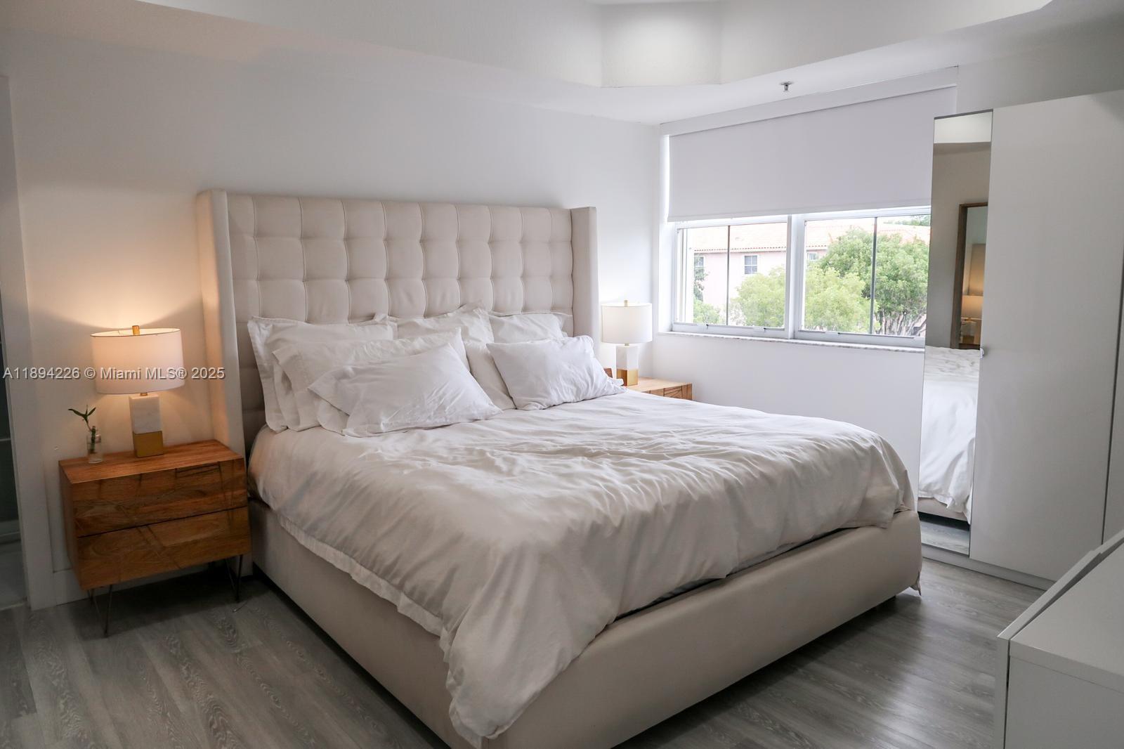 THE COURTS AT DORAL ISLES - Residential Lease