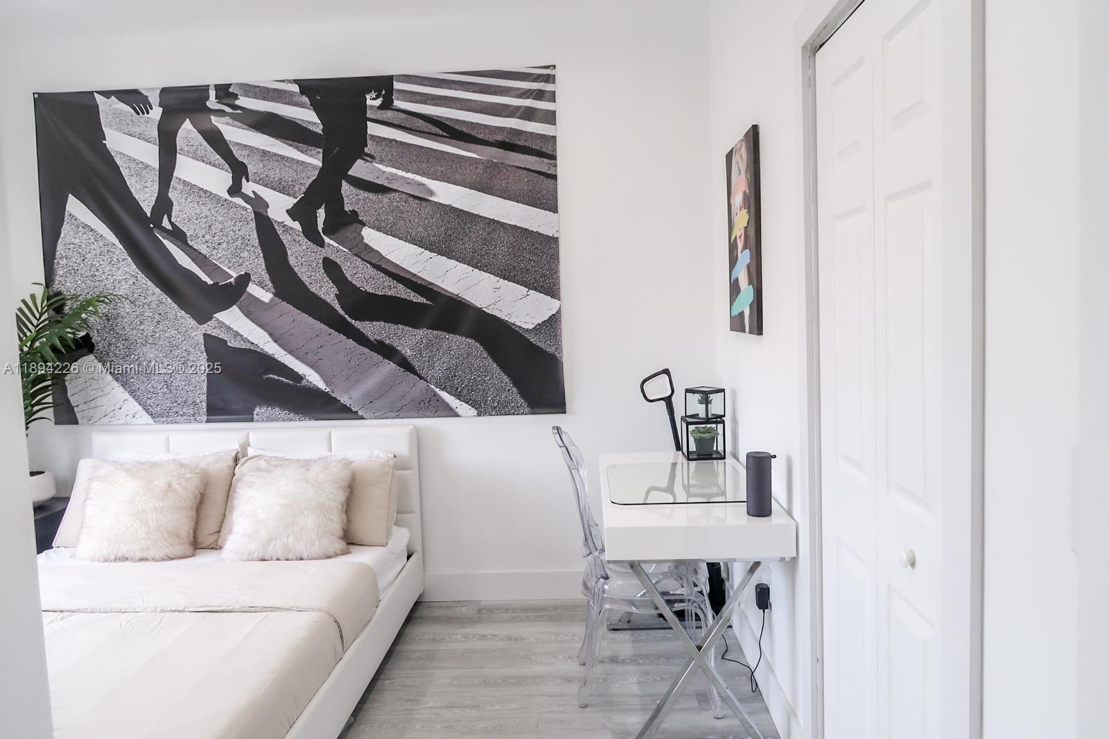 THE COURTS AT DORAL ISLES - Residential Lease