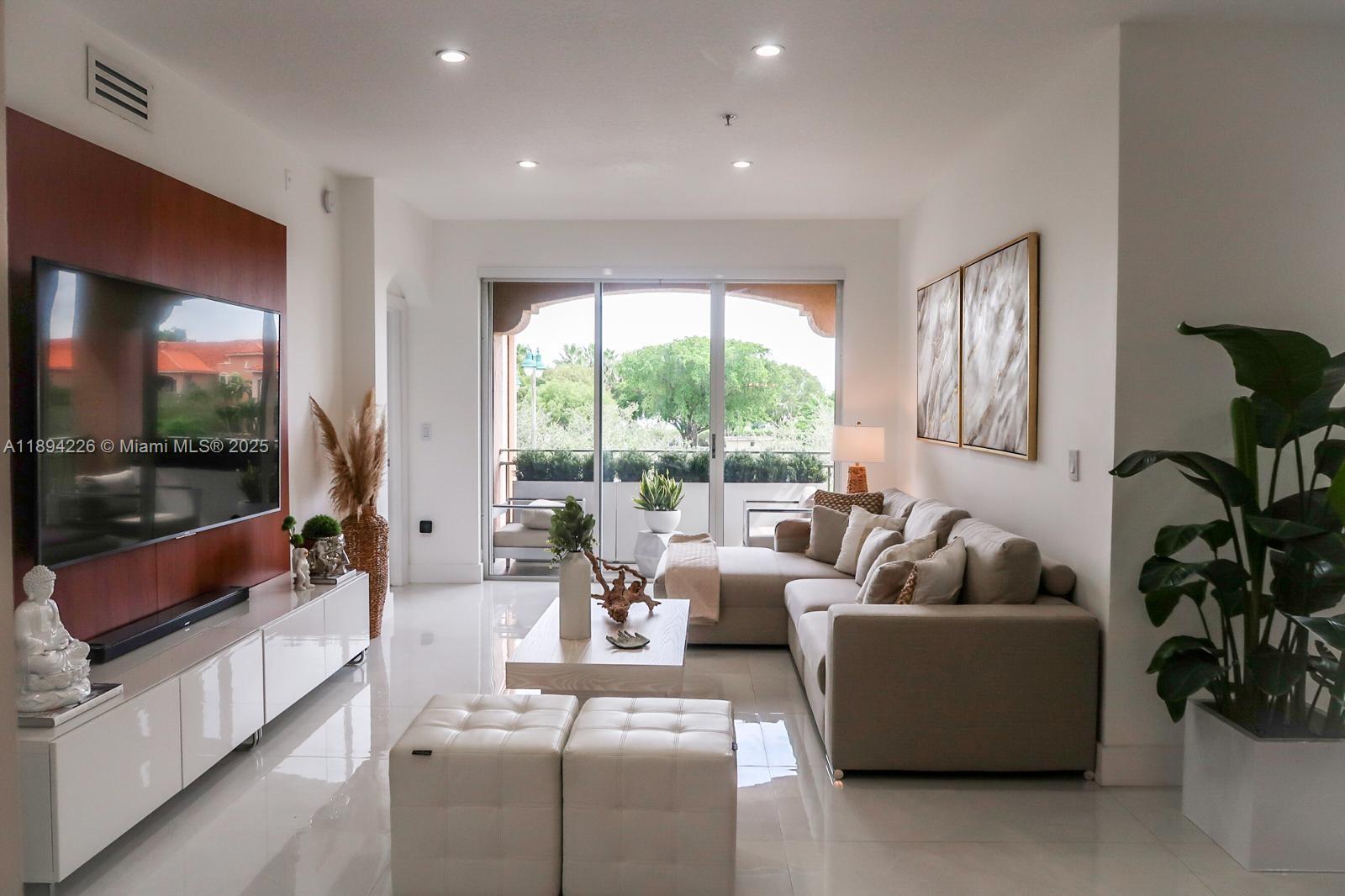 THE COURTS AT DORAL ISLES - Residential Lease