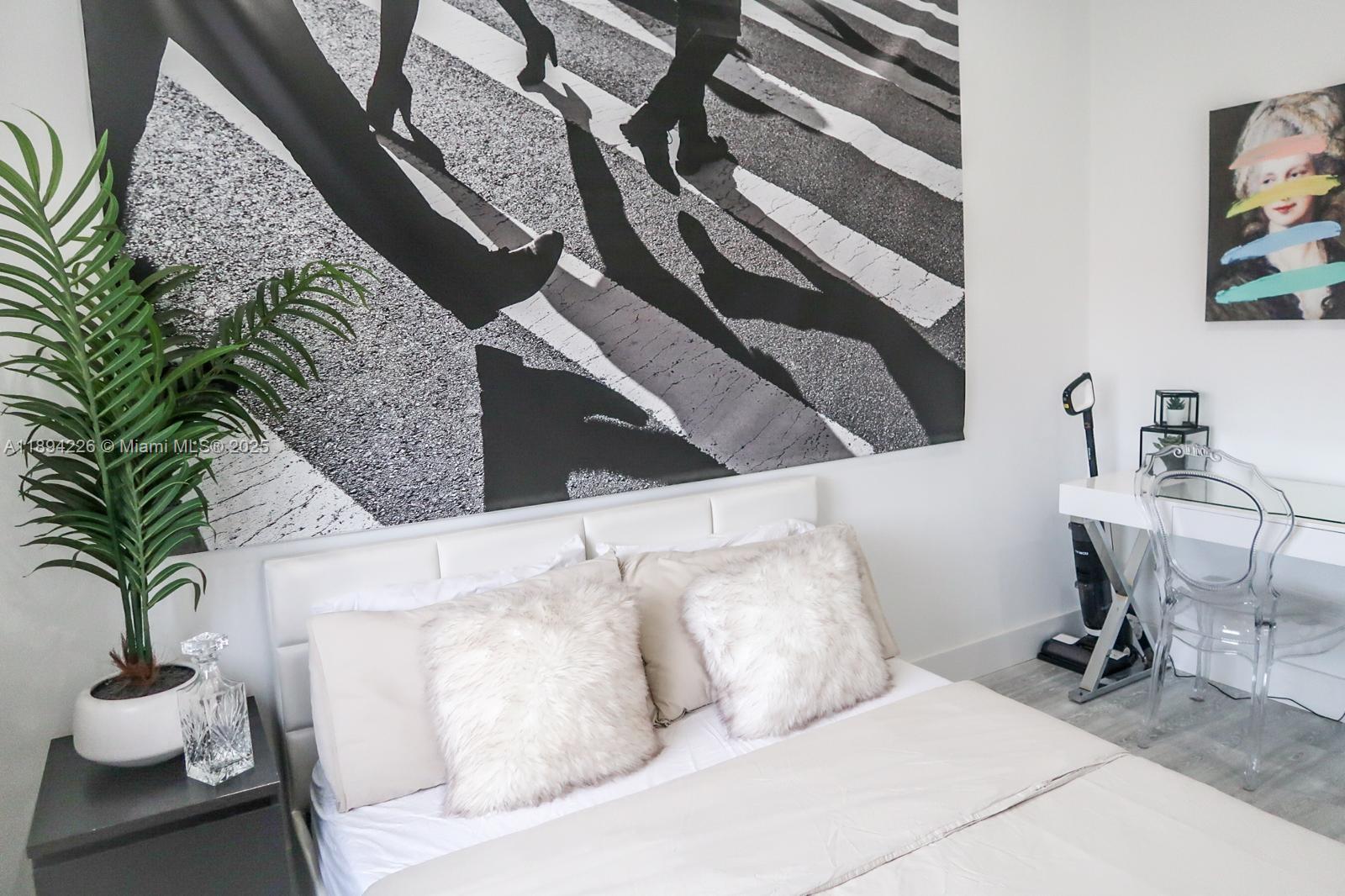 THE COURTS AT DORAL ISLES - Residential Lease