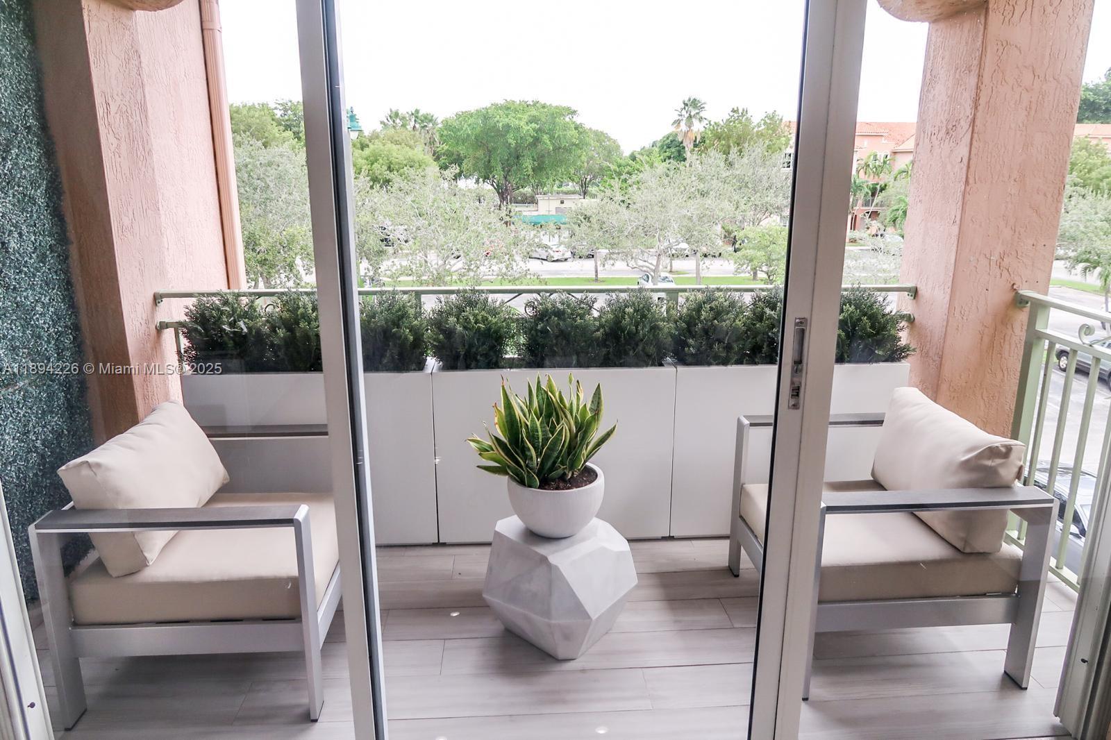 THE COURTS AT DORAL ISLES - Residential Lease
