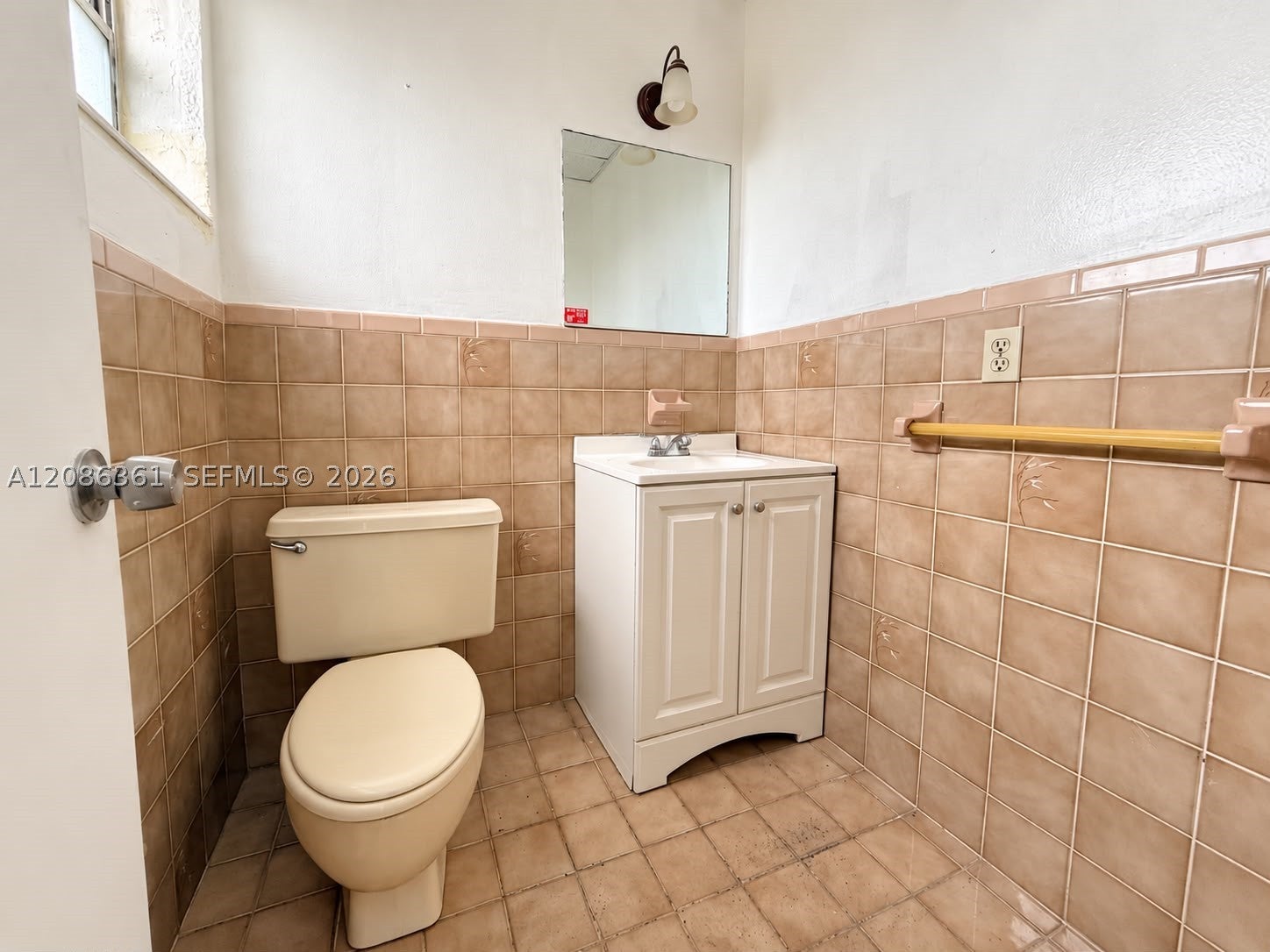 493 NW 27th Ave