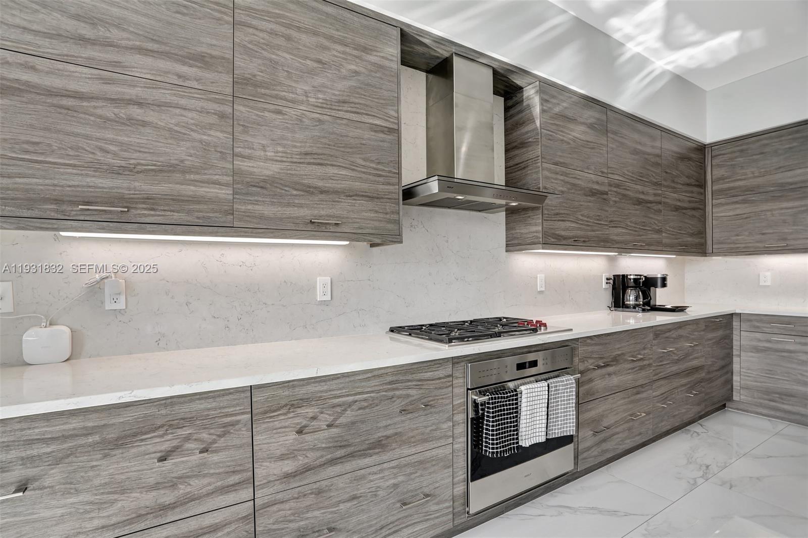 BRIDGES MIZNER PUD BRIDGE - Residential Lease