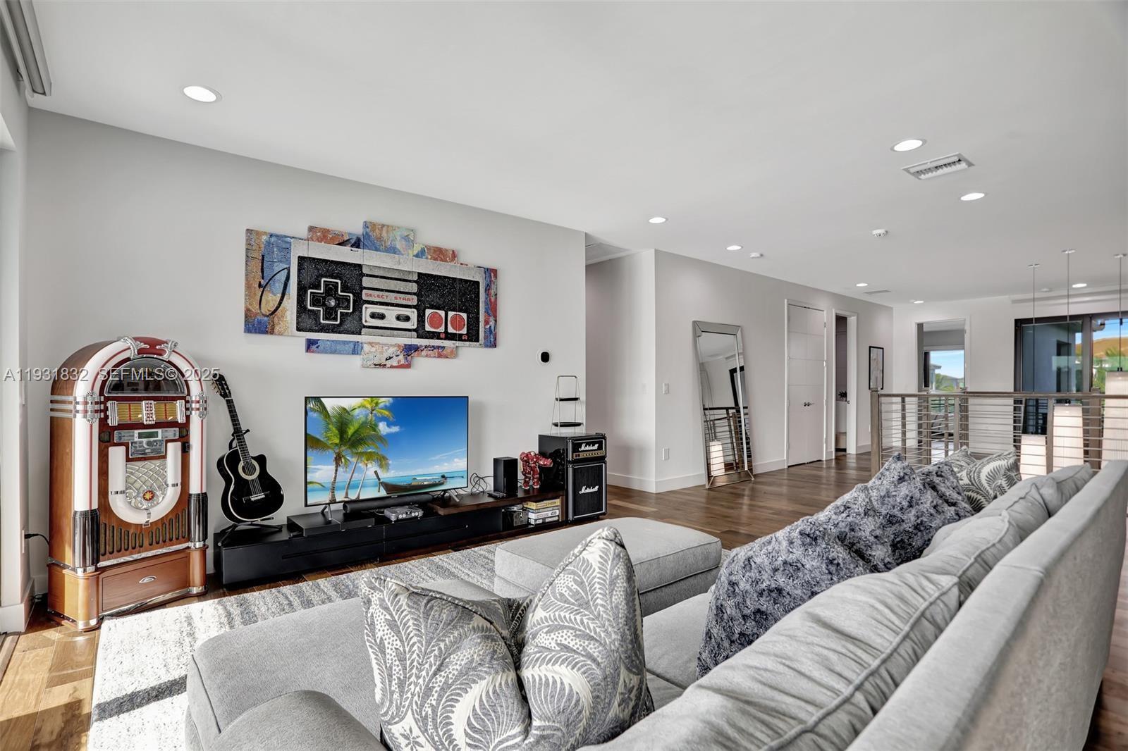 BRIDGES MIZNER PUD BRIDGE - Residential Lease