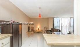 WINSTON TOWERS 600 CONDO - Residential