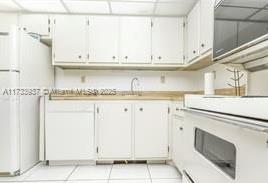 WINSTON TOWERS 600 CONDO - Residential