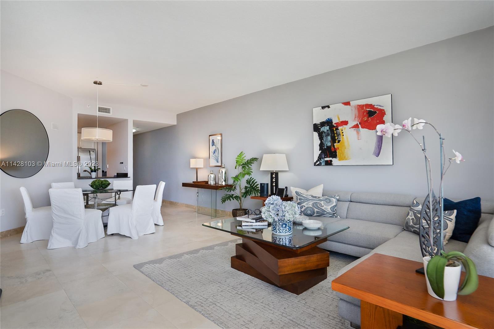 Key Biscayne, Florida 33149, United States, 2 Bedrooms Bedrooms, ,2 BathroomsBathrooms,Residential,Active,71523