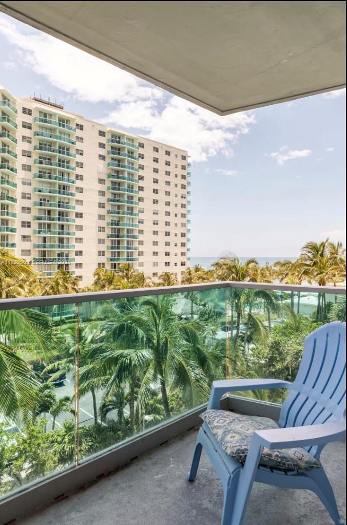 SIAN OCEAN RESIDENCES CON - Residential Lease