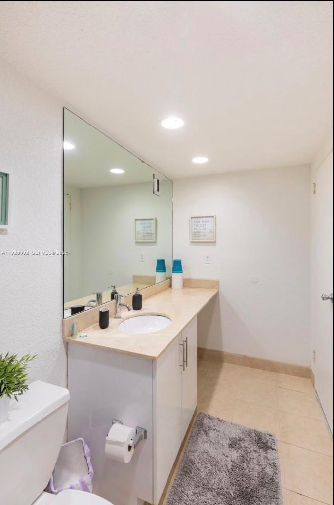 SIAN OCEAN RESIDENCES CON - Residential Lease