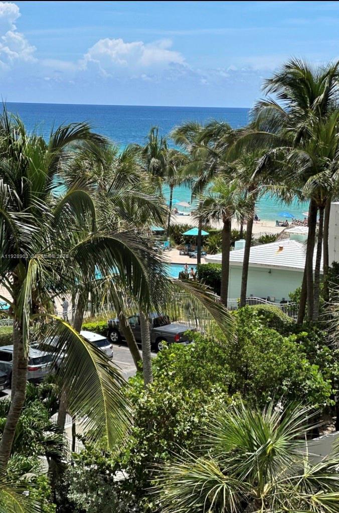 SIAN OCEAN RESIDENCES CON - Residential Lease