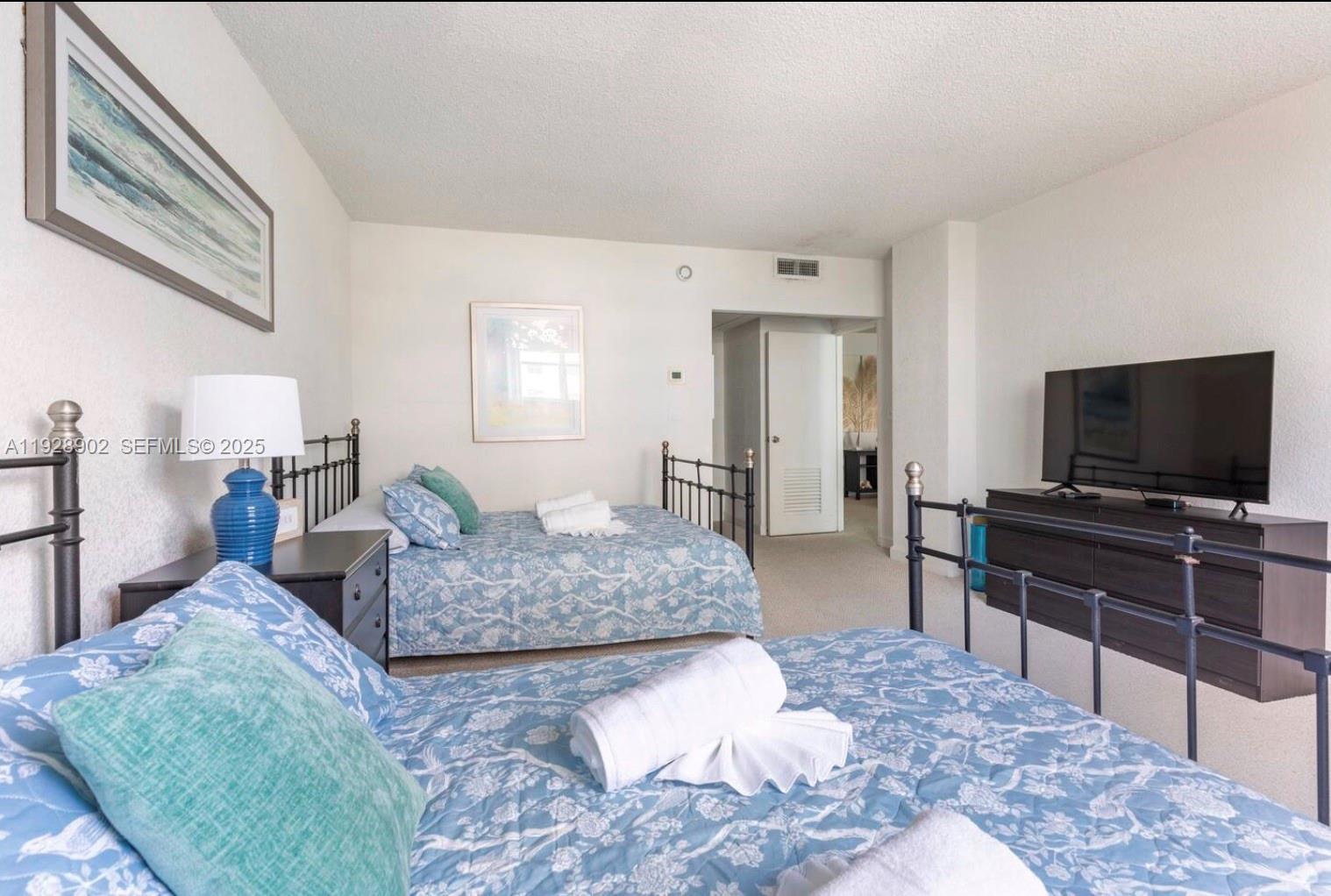 SIAN OCEAN RESIDENCES CON - Residential Lease