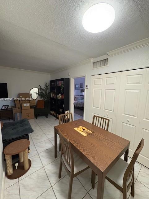 TROPICAL MANOR CONDO - Residential