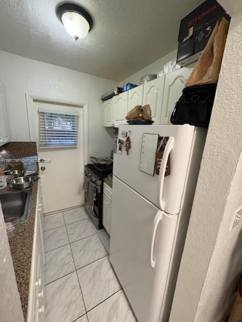 TROPICAL MANOR CONDO - Residential