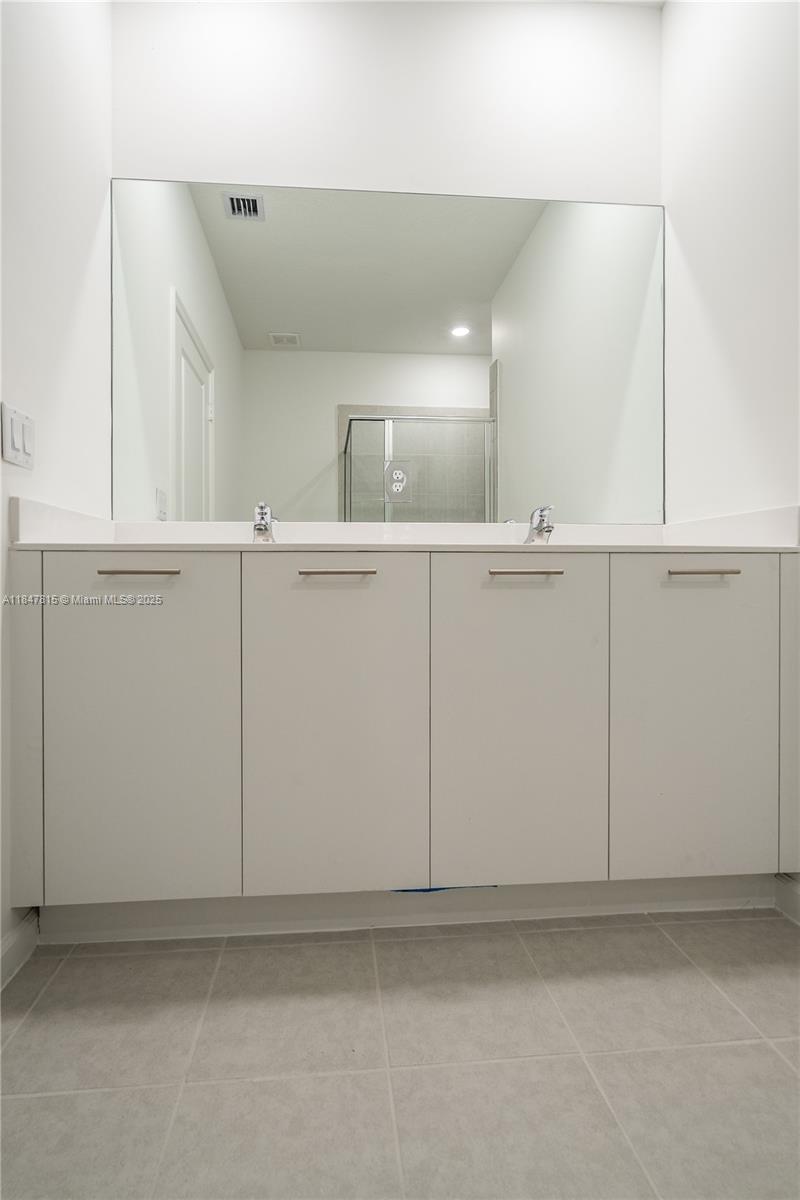 GOLF PARK SEC 1 - Residential