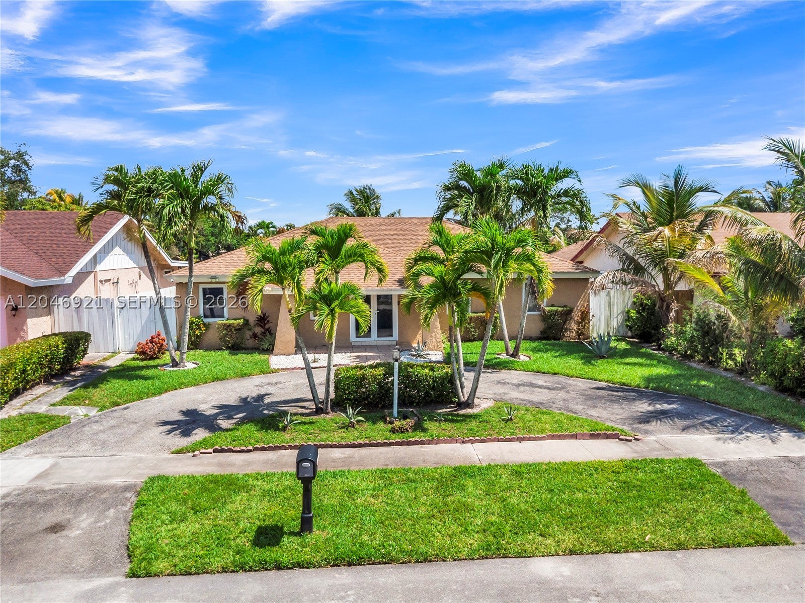 7421 SW 14th Ct