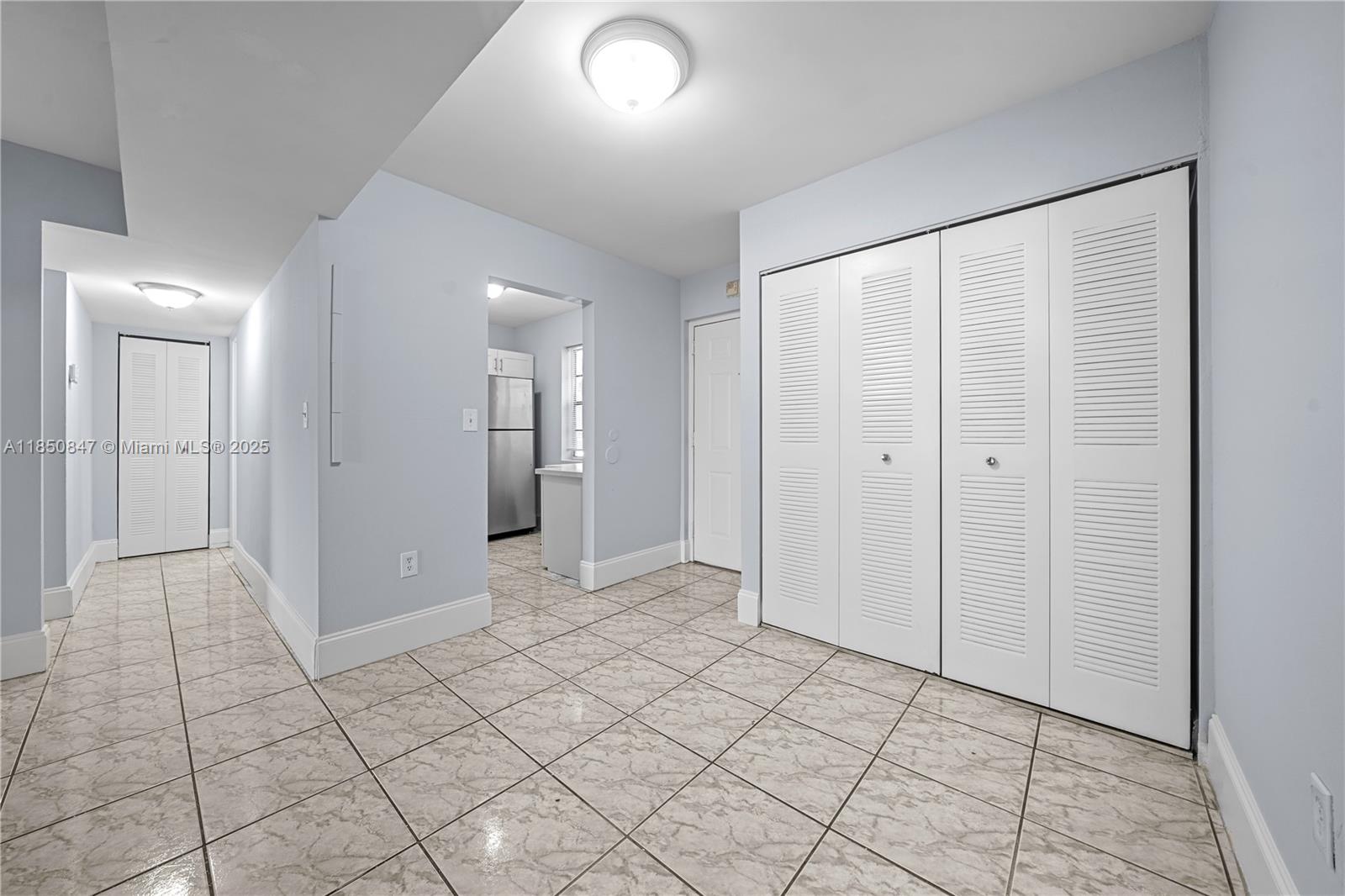 BLEAU GROTTO CONDO - Residential