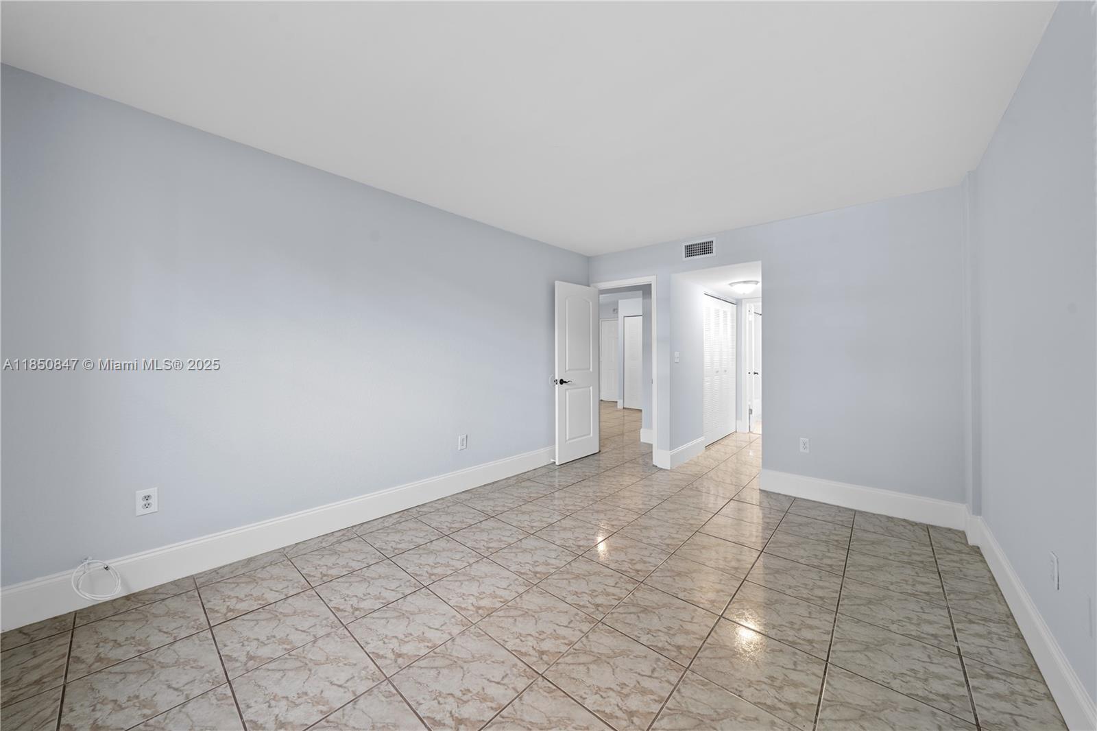 BLEAU GROTTO CONDO - Residential