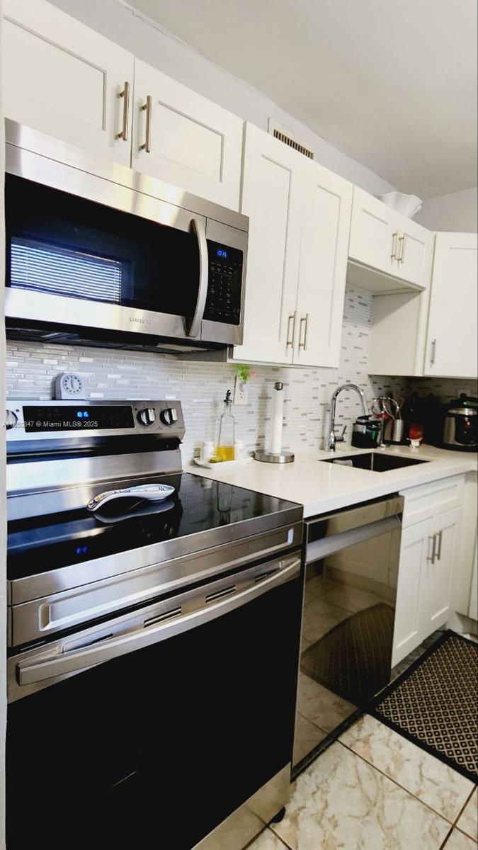 BLEAU GROTTO CONDO - Residential