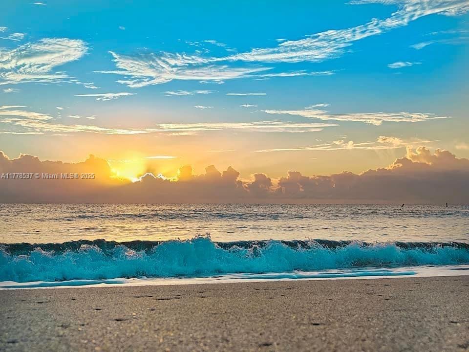 GALLEON CONDO - Residential Lease