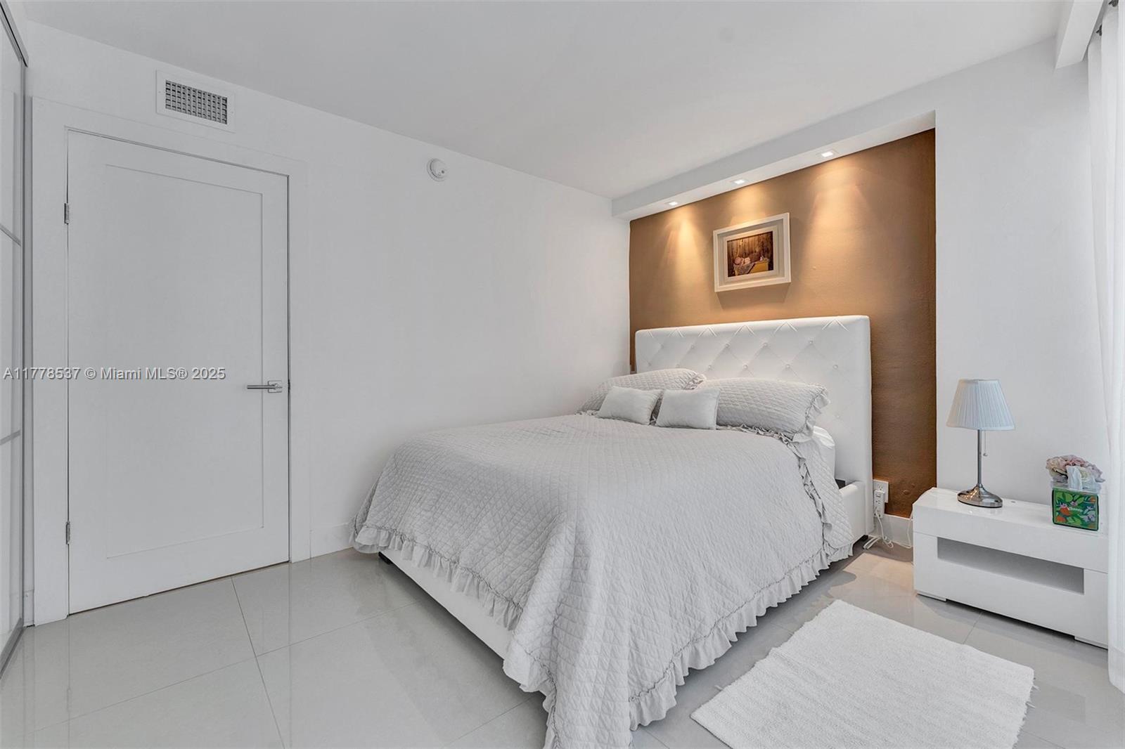 GALLEON CONDO - Residential Lease