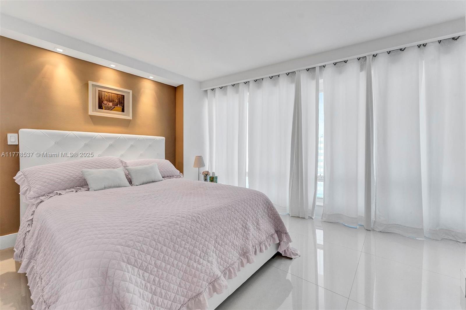 GALLEON CONDO - Residential Lease