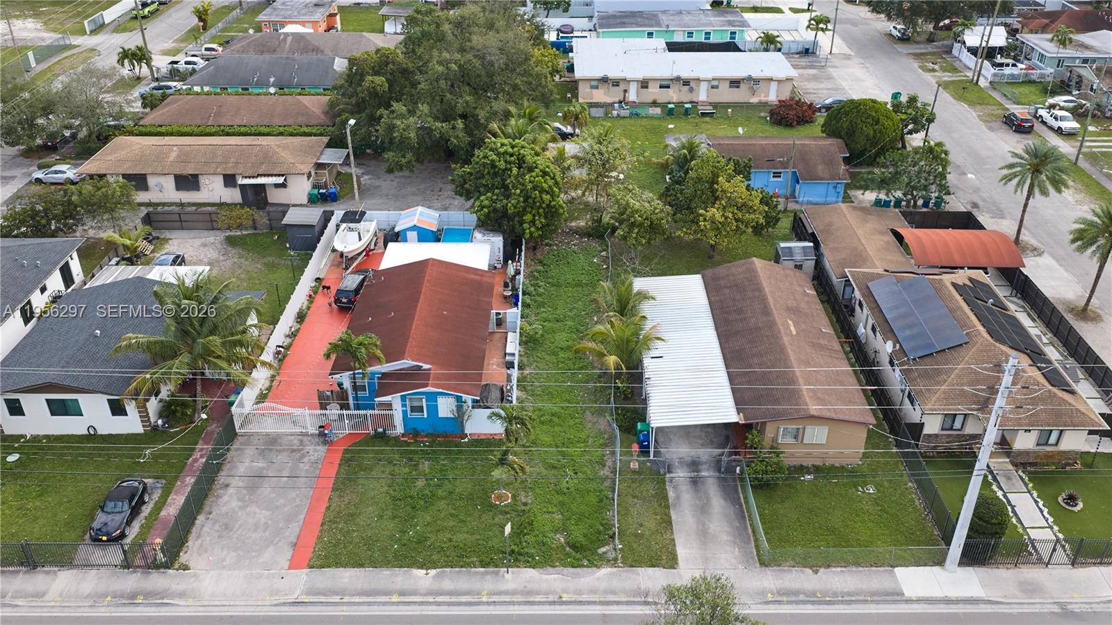 HIALEAH HEIGHTS - Land