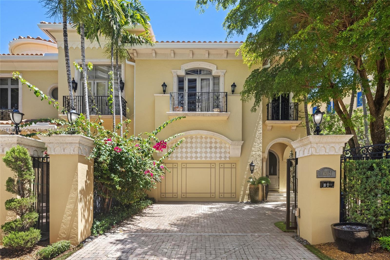 1504 Island Blvd